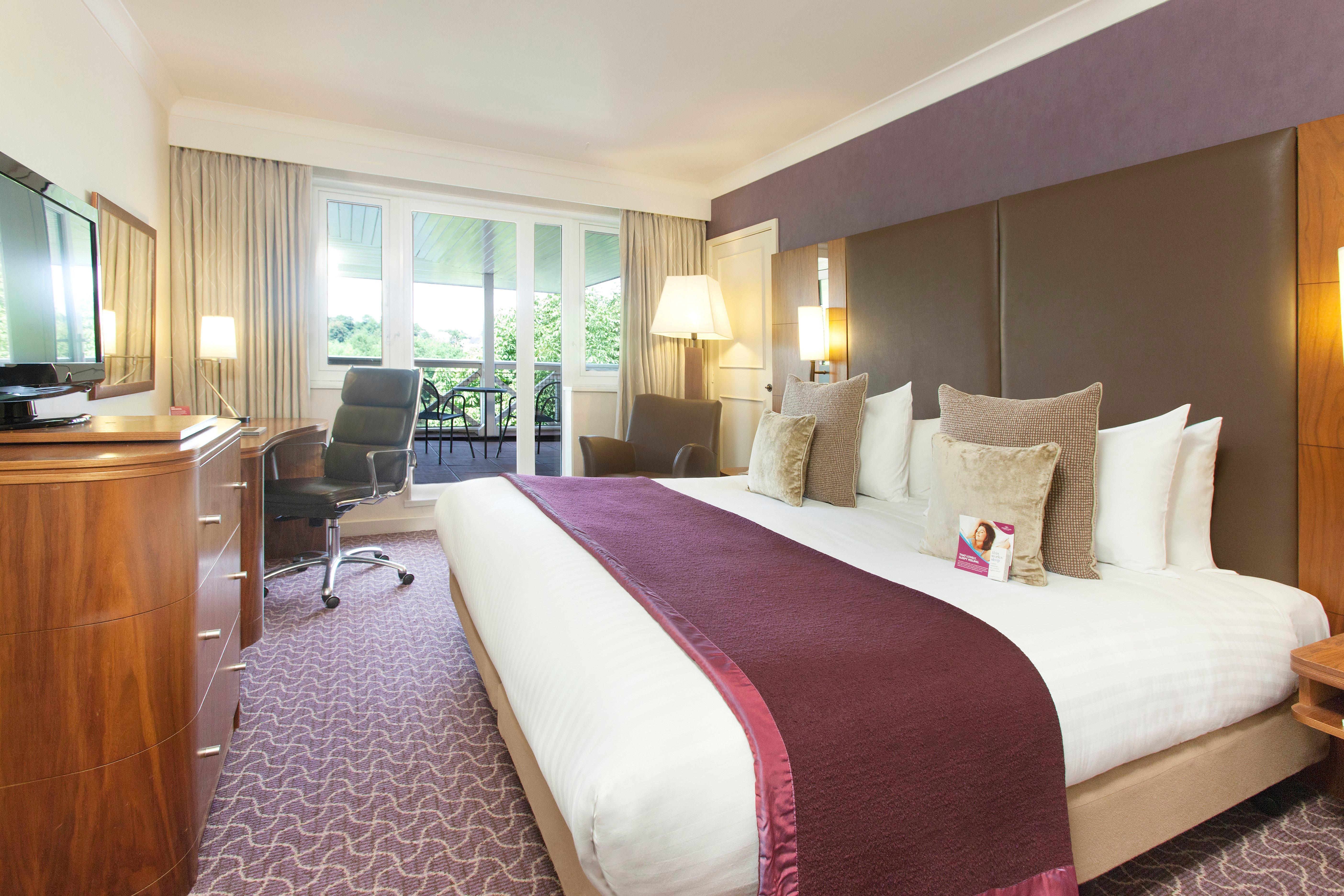 Crowne Plaza Reading Hotel Ngoại thất bức ảnh