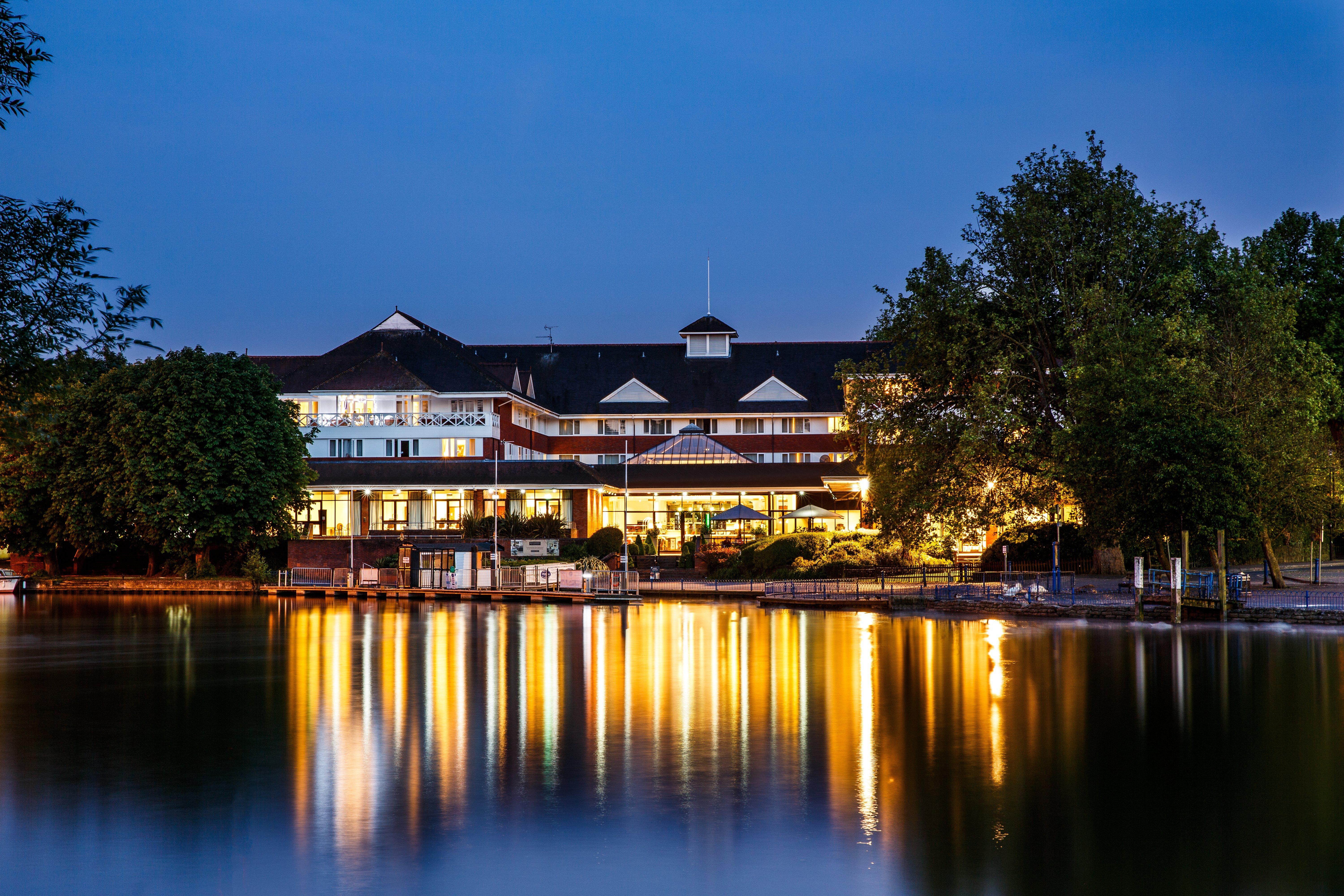 Crowne Plaza Reading Hotel Ngoại thất bức ảnh