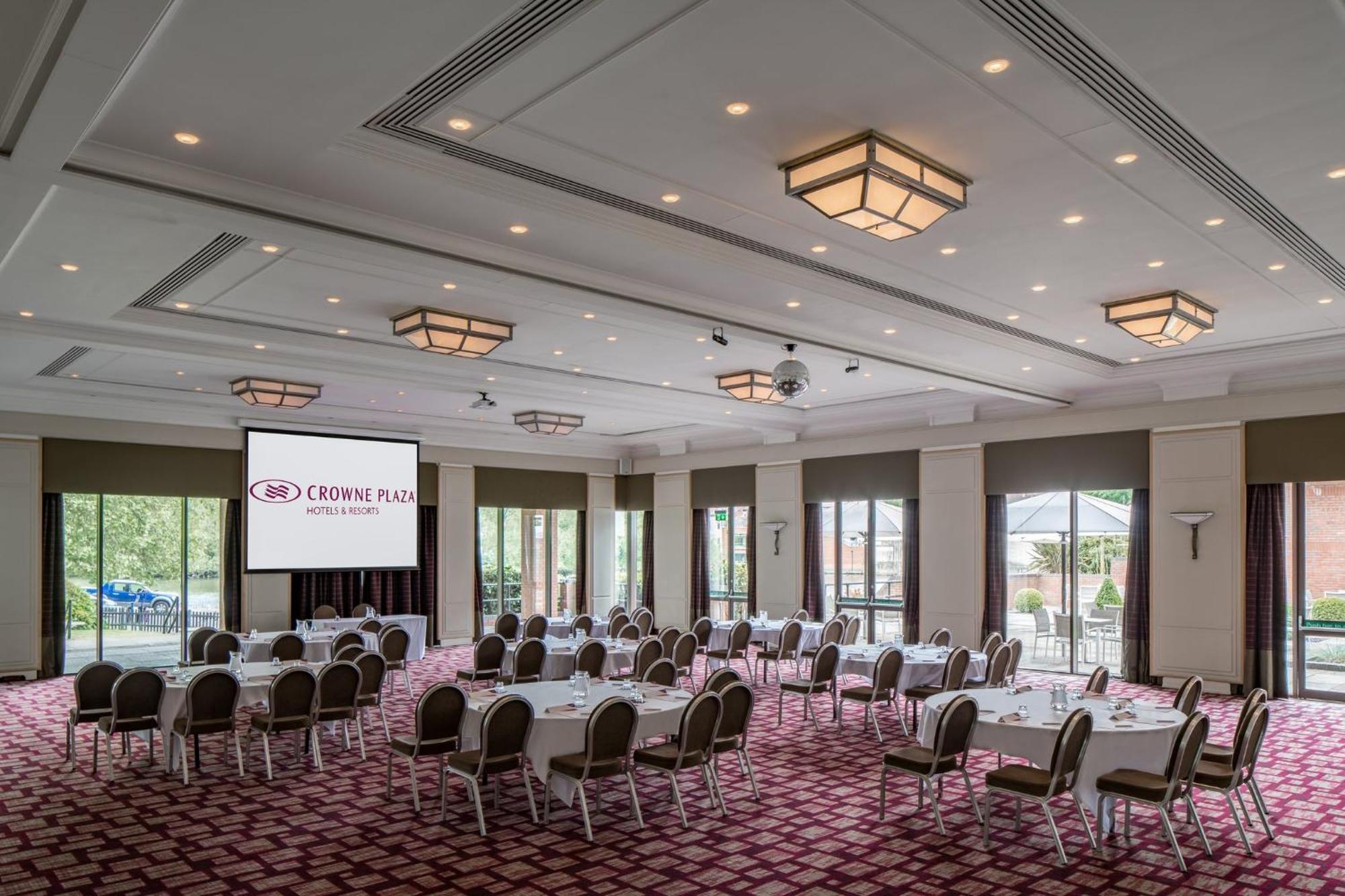 Crowne Plaza Reading Hotel Ngoại thất bức ảnh