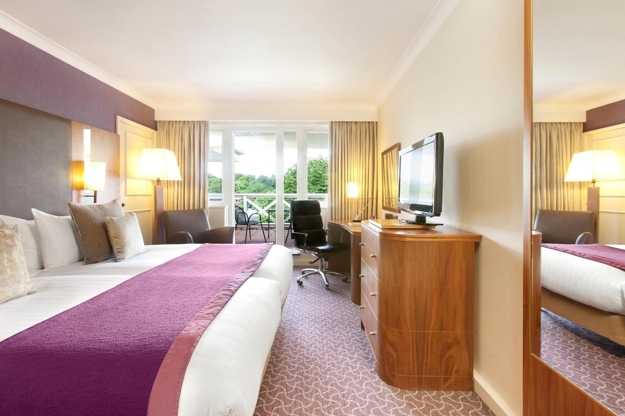 Crowne Plaza Reading Hotel Ngoại thất bức ảnh